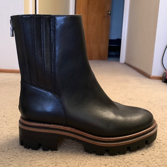 Korks Boots - Picture 3 of 5